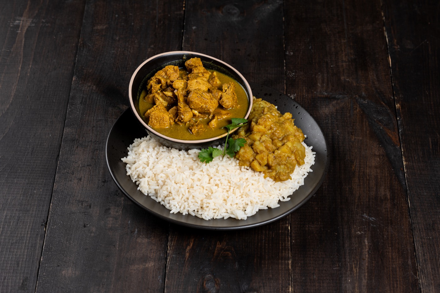 Boneless chicken and rice